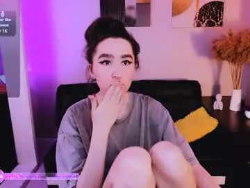 Lily_xbaby  live sex cam