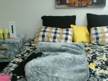 Queenxxxjesy  live sex cam
