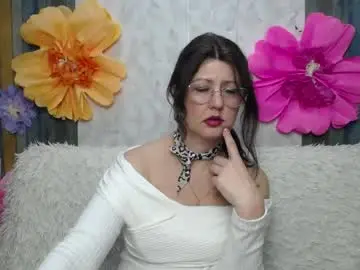 Rosehille  live sex cam