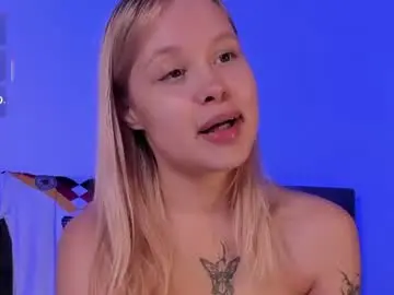Softangelxkisses  live sex cam