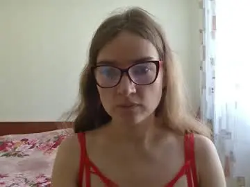 Suckmydickifurstreight  live sex cam