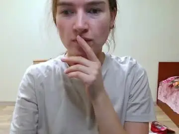 Suckmydickifurstreight  live sex cam