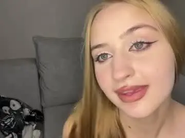 Trooly_hooly  live sex cam