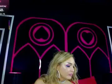 Alexxablaze  live sex cam