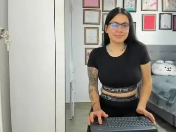 Alicia_rainbow  live sex cam