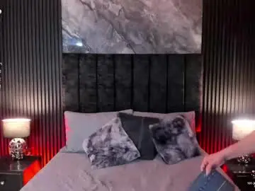 Bdsm_doll  live sex cam