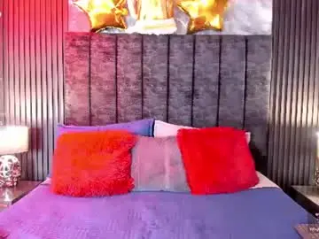 Bdsm_doll  live sex cam