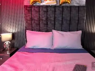 Bdsm_doll  live sex cam