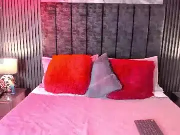 Bdsm_doll  live sex cam