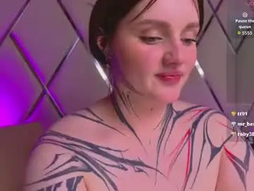 Emily_swain  live sex cam