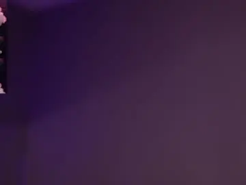 Flirty_fawn  live sex cam