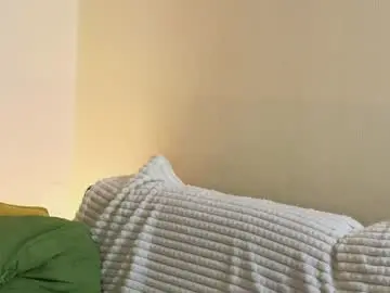 Heikedowtin  live sex cam