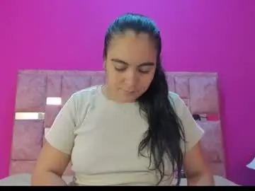 Jolie_lovv  live sex cam