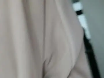 Ladybigsmile  live sex cam