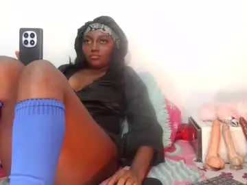 Loaisisadaams  live sex cam