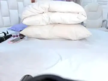 Millers_rousse  live sex cam