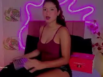Milu__m  live sex cam