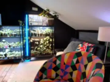 Vevelicious  live sex cam