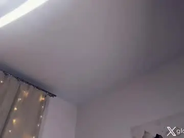 _golden_moon_  live sex cam