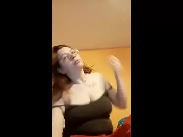 Adelina561627  live sex cam