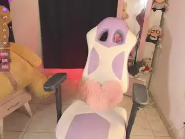 Ashleyy_art1  live sex cam