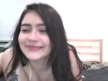 Bellaluxxx69  live sex cam