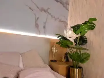 Celeste_evanzz  live sex cam