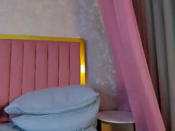 Celeste_evanzz  live sex cam