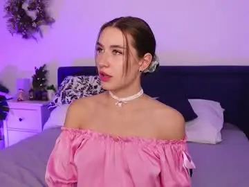 Cutiewuwu  live sex cam