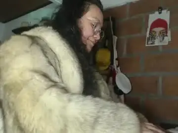 Eskelaswd  live sex cam