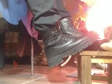 Eskelaswd  live sex cam