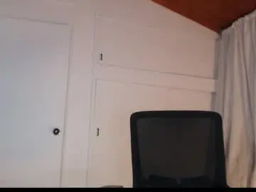 Gaitan4  live sex cam
