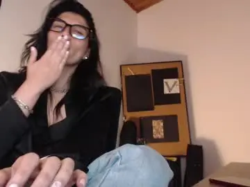Gaitan4  live sex cam