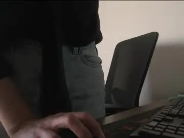 Gaitan4  live sex cam