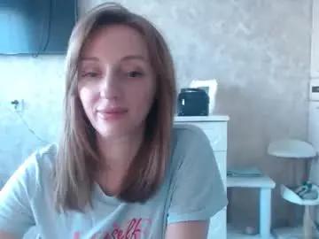 Hellokittykaty  live sex cam