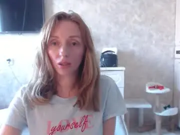Hellokittykaty  live sex cam