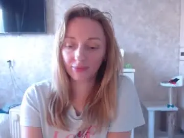 Hellokittykaty  live sex cam