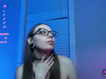 Holyweed420  live sex cam