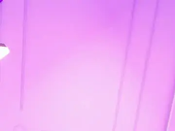 Im_tyra  live sex cam