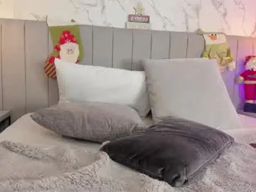 Karlla_brown  live sex cam