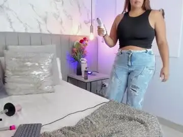 Karlla_brown  live sex cam