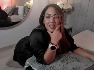 Karlla_brown  live sex cam