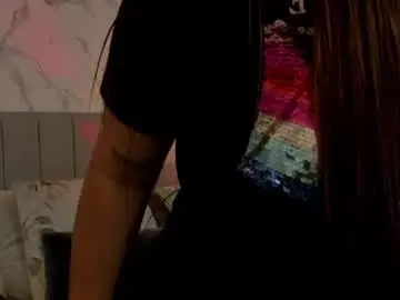 Karlla_brown  live sex cam
