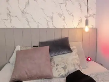 Karlla_brown  live sex cam