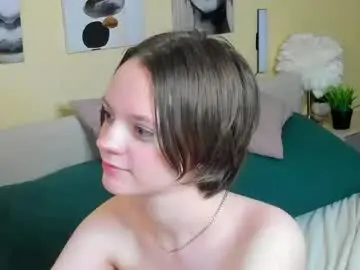 Lindaa_bell  live sex cam