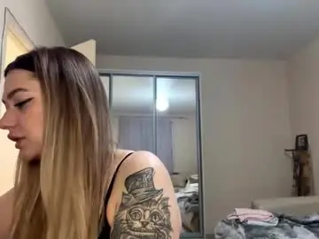 Mareeflowers  live sex cam