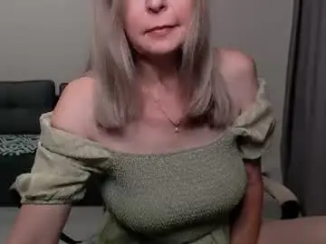 Milanav  live sex cam