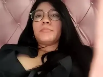 Ninaa_velvett  live sex cam