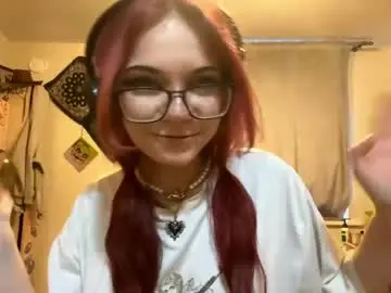 Redheadcatxd  live sex cam