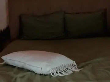 Revealyourdarkdesires  live sex cam